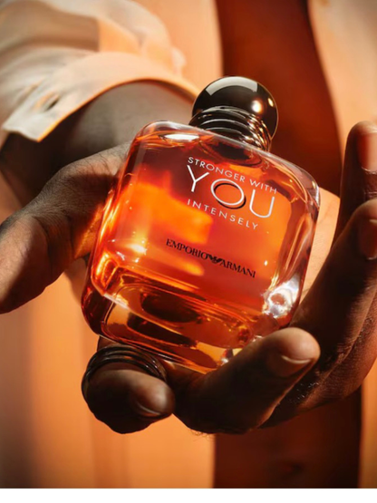 ARMANI: Stronger with You Intensely - Eau de Parfum ambrée boisée pour homme